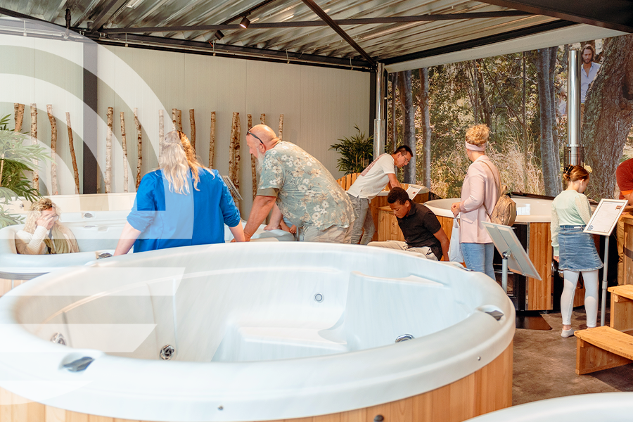 Ticra Outdoor Living & Wellness Event dronten houtgestookte hottub demonstratie